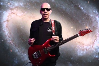 Joe Satriani. Light Years Away. Black Swans and Wormhole Wizards. podcast