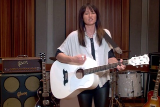 A-Sides Acoustic Sessions: KT Tunstall “Hard Girls“ ()