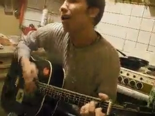 электрогитара жени мильковского. женька на гитаре. женька на гитаре. нервы кавер на гитаре. женя мильковский.