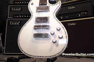 SNAMM ’15 - Zemaitis Guitars Superior Series SUJ-211 Diamond Demo