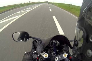 мото блог из германии.YAMAHA R1.всем привет:)