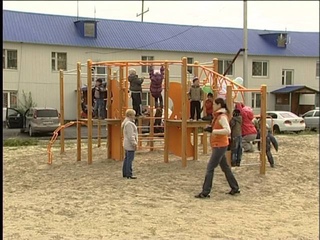 30 08 2013, ТРК Сибирь, открытие игровой площадки в Салыме