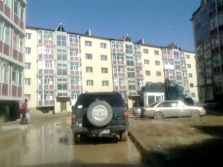 Момент обрушения дома в Бесобе