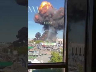 В Новосибирске на складе рядом с АЗС произошёл взрыв