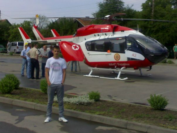 №100, Віталій Зваричук №100, Віталій Зваричук