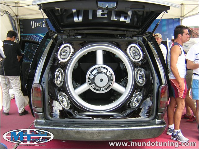 Роман Горін | Тлумач