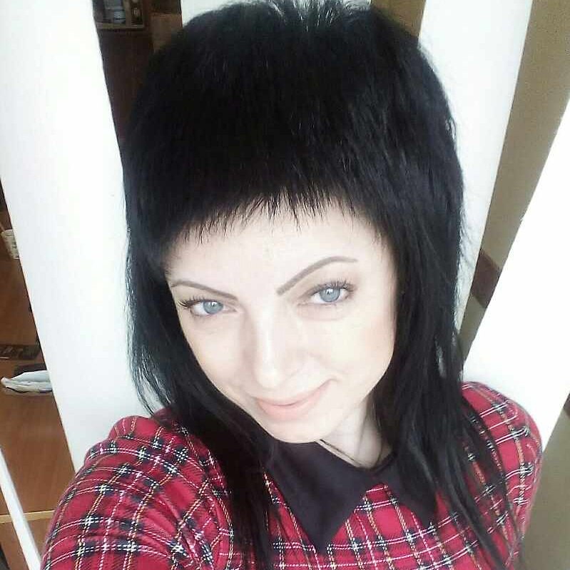 Елена Скрипник |