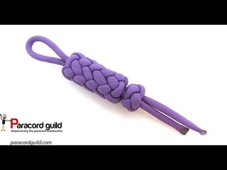 “Square“ turk’s head paracord key fob- ABoK 1390