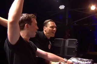 Hardwell & Tiësto Back2back Live at Tomorrowland 2014 FULL HD