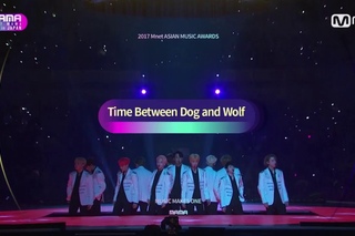 [2017 MAMA in Japan] SEVENTEEN(세븐틴)_Mansae(만세) Rock ver INTRO Perf. + CLAP(박수)